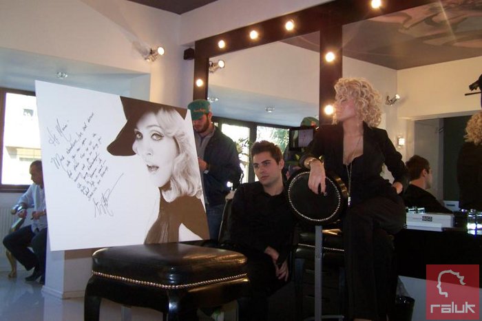 Maria Pauna — Make-up profi și tratamente à la Madonna